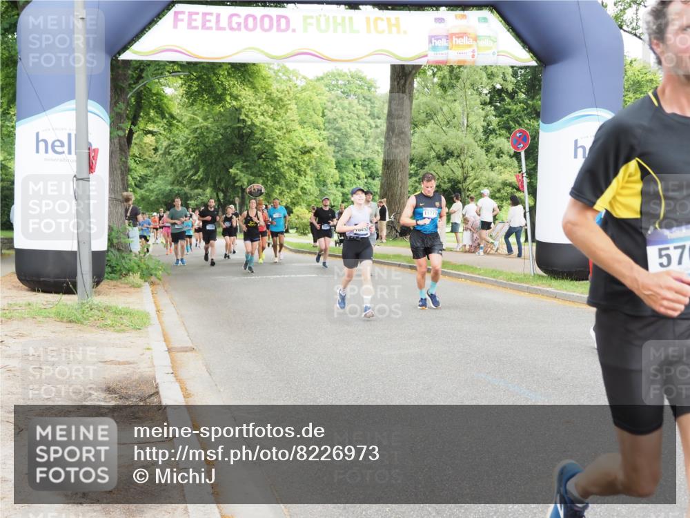 29.06.2025 - hella hamburg halbmarathon MichiJ http://msf.ph/oto/8226973 29.06.2025 10:49:14 Zwischen KM18-KM19 1432, 5763, 7250, 8624, 11771, 17955, 18452, 18581 meine-sportfotos.de