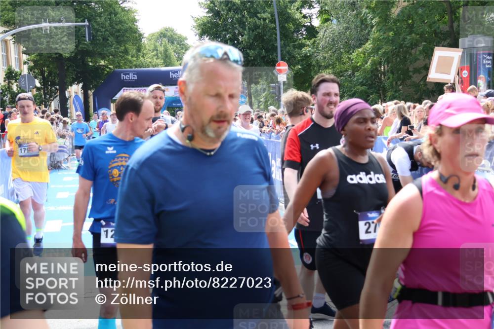 29.06.2025 - hella hamburg halbmarathon Zöllner http://msf.ph/oto/8227023 29.06.2025 11:29:12 Ziel 1025, 2342, 3731, 4366, 5561, 5625, 6746, 8738, 9830, 11178, 11245, 11879, 14265, 14349, 14536, 15709, 16886, 17712, 17944 meine-sportfotos.de