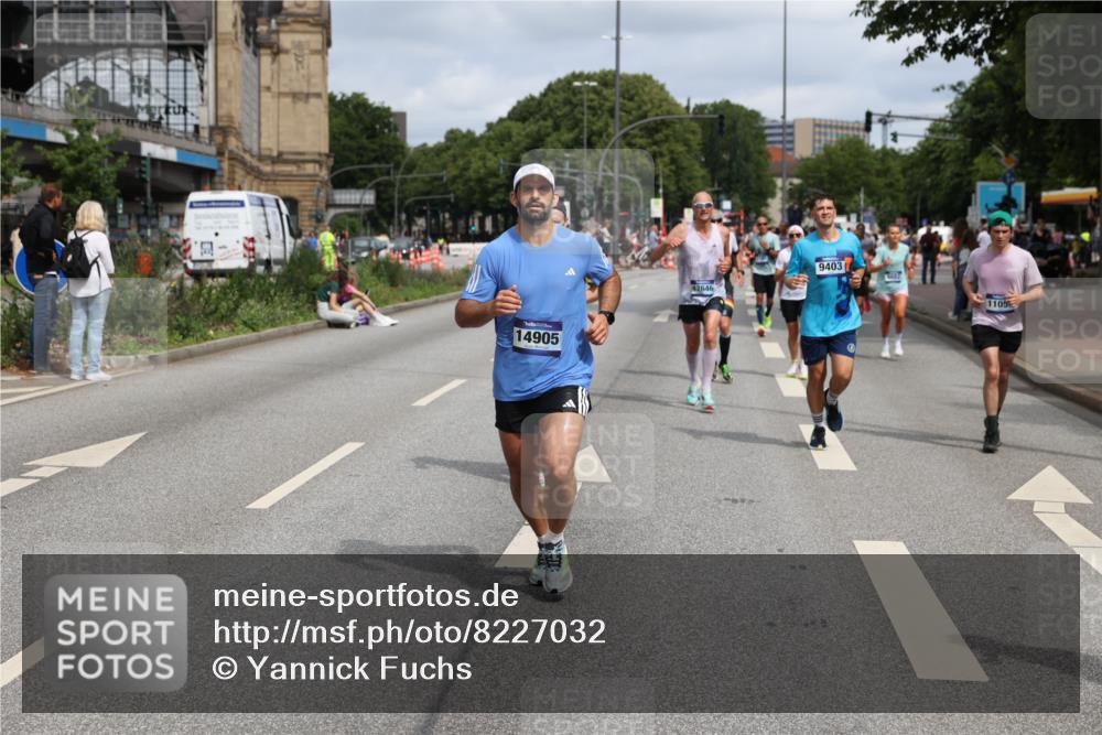 29.06.2025 - hella hamburg halbmarathon Yannick Fuchs http://msf.ph/oto/8227032 29.06.2025 10:33:30 20KM 1164, 1445, 2719, 2980, 3014, 3136, 3431, 4359, 6682, 6684, 8450, 8958, 9403, 10218, 11055, 11281, 11282, 11447, 11619, 12137, 12772, 13137, 13800, 14093, 14905, 15257, 15372, 15561, 15866, 15873, 15965, 16280, 17646, 18188, 19004, 19151 meine-sportfotos.de
