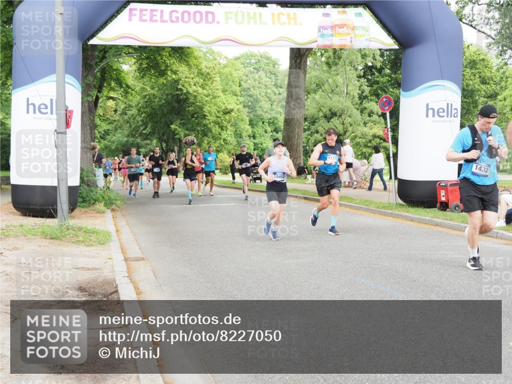 29.06.2025 - hella hamburg halbmarathon MichiJ http://msf.ph/oto/8227050 29.06.2025 10:49:14 Zwischen KM18-KM19 1432, 5763, 7250, 8624, 11771, 17955, 18452, 18581 meine-sportfotos.de