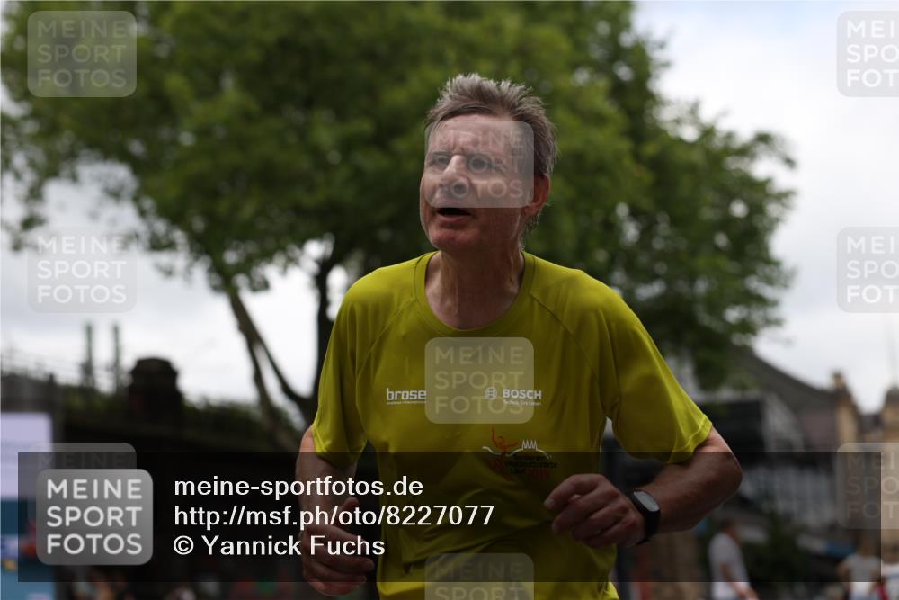 29.06.2025 - hella hamburg halbmarathon Yannick Fuchs http://msf.ph/oto/8227077 29.06.2025 10:46:34 20KM 1098, 1257, 1657, 2111, 2444, 2814, 3258, 3715, 3952, 4121, 4557, 4558, 4837, 5116, 5169, 5194, 5378, 5399, 6164, 6561, 6562, 7130, 7178, 7312, 7475, 7896, 8139, 8172, 8316, 8720, 8977, 9145, 10529, 10811, 11459, 12135, 12519, 13211, 13301, 13327, 14198, 14286, 14791, 15001, 15144, 15275, 15427, 15446, 15506, 15690, 16320, 16929, 17130, 17198, 17773, 18331 meine-sportfotos.de