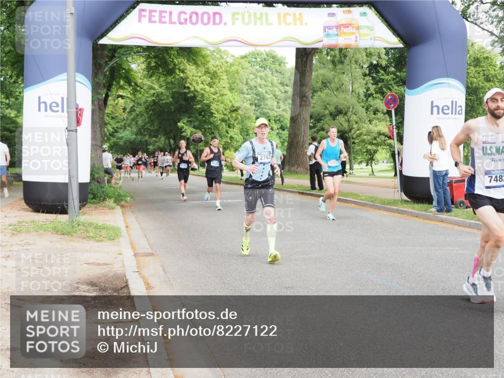 29.06.2025 - hella hamburg halbmarathon MichiJ http://msf.ph/oto/8227122 29.06.2025 10:25:47 Zwischen KM18-KM19 2196, 2767, 3790, 5003, 5092, 5307, 7482, 9178, 14459, 17024, 17658, 18062 meine-sportfotos.de