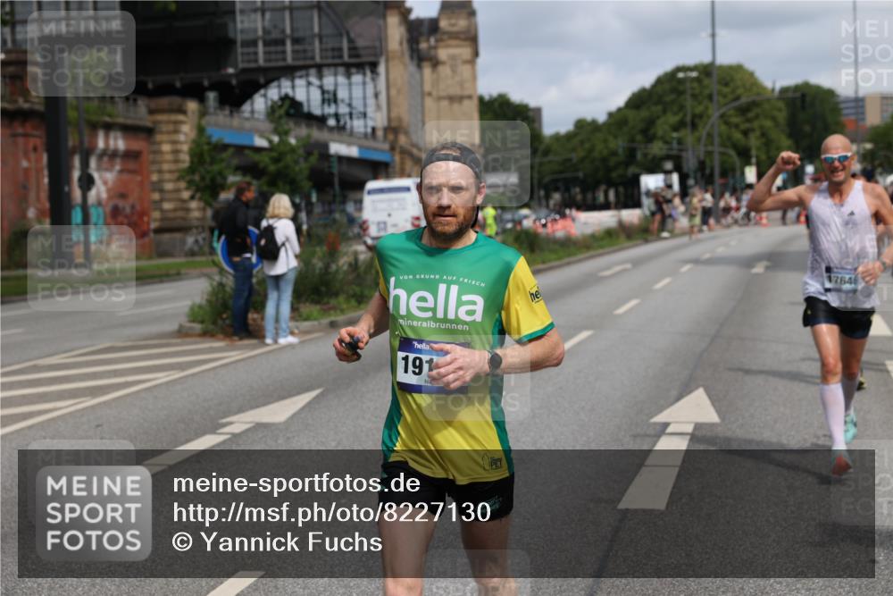 29.06.2025 - hella hamburg halbmarathon Yannick Fuchs http://msf.ph/oto/8227130 29.06.2025 10:33:31 20KM 1164, 1445, 2719, 2980, 3136, 3431, 3783, 4359, 6682, 6684, 8450, 8958, 9403, 10218, 11055, 11281, 11282, 11447, 11619, 12137, 12772, 13137, 13800, 14093, 14905, 15257, 15372, 15561, 15866, 15873, 15965, 16280, 17646, 18188, 19004, 19151 meine-sportfotos.de