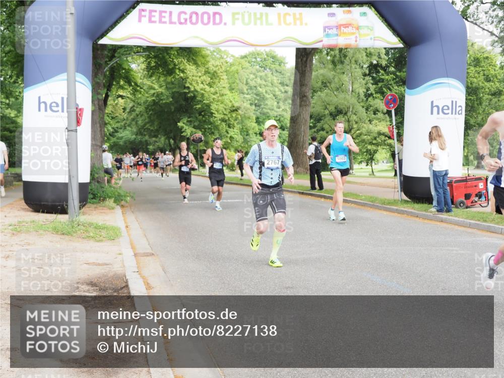 29.06.2025 - hella hamburg halbmarathon MichiJ http://msf.ph/oto/8227138 29.06.2025 10:25:47 Zwischen KM18-KM19 2196, 2767, 3790, 5003, 5092, 5307, 7482, 9178, 14459, 17024, 17658, 18062 meine-sportfotos.de
