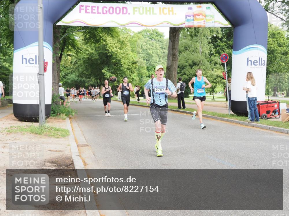29.06.2025 - hella hamburg halbmarathon MichiJ http://msf.ph/oto/8227154 29.06.2025 10:25:47 Zwischen KM18-KM19 2196, 2767, 3790, 5003, 5092, 5307, 7482, 9178, 14459, 17024, 17658, 18062 meine-sportfotos.de