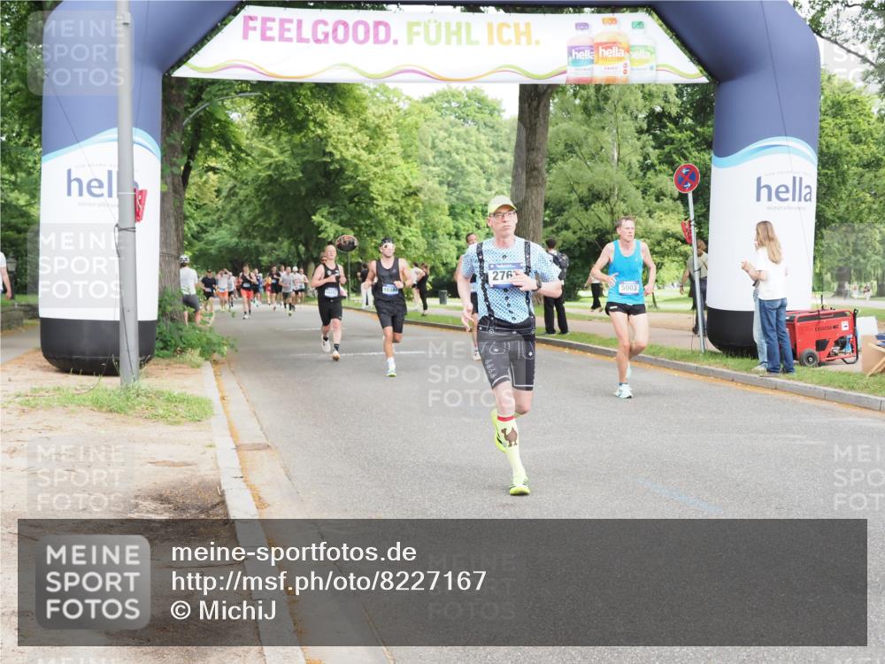 29.06.2025 - hella hamburg halbmarathon MichiJ http://msf.ph/oto/8227167 29.06.2025 10:25:47 Zwischen KM18-KM19 2196, 2767, 3790, 5003, 5092, 5307, 7482, 9178, 14459, 17024, 17658, 18062 meine-sportfotos.de