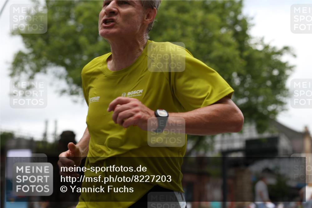 29.06.2025 - hella hamburg halbmarathon Yannick Fuchs http://msf.ph/oto/8227203 29.06.2025 10:46:34 20KM 1098, 1257, 1657, 2111, 2444, 2814, 3258, 3715, 3952, 4121, 4557, 4558, 4837, 5116, 5169, 5194, 5378, 5399, 6164, 6561, 6562, 7130, 7178, 7312, 7475, 7896, 8139, 8172, 8316, 8720, 8977, 9145, 10529, 10811, 11459, 12135, 12519, 13211, 13301, 13327, 14198, 14286, 14791, 15001, 15144, 15275, 15427, 15446, 15506, 15690, 16320, 16929, 17130, 17198, 17773, 18331 meine-sportfotos.de