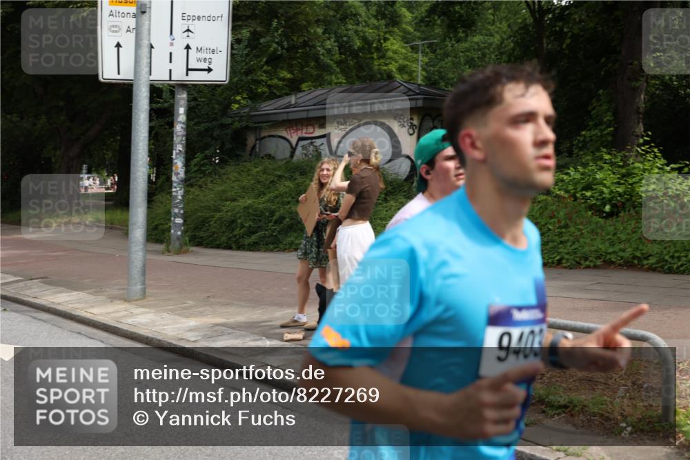 29.06.2025 - hella hamburg halbmarathon Yannick Fuchs http://msf.ph/oto/8227269 29.06.2025 10:33:33 20KM 1164, 1445, 1803, 2719, 2980, 3136, 3783, 4359, 6682, 6686, 6687, 8450, 8958, 9403, 10218, 11055, 11281, 11282, 11447, 11619, 12137, 12772, 13137, 13729, 13800, 14093, 14905, 15257, 15561, 15866, 15873, 15965, 16280, 17646, 18188, 18734, 19004, 19151 meine-sportfotos.de