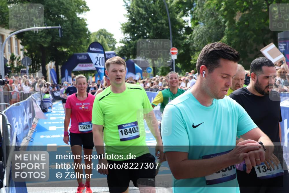 29.06.2025 - hella hamburg halbmarathon Zöllner http://msf.ph/oto/8227307 29.06.2025 11:29:24 Ziel 2588, 3708, 4969, 7667, 7917, 9512, 14770, 15112, 16251, 19156, 19213 meine-sportfotos.de