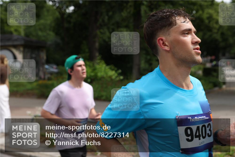 29.06.2025 - hella hamburg halbmarathon Yannick Fuchs http://msf.ph/oto/8227314 29.06.2025 10:33:33 20KM 1164, 1445, 1803, 2719, 2980, 3136, 3783, 4359, 6682, 6686, 6687, 8450, 8958, 9403, 10218, 11055, 11281, 11282, 11447, 11619, 12137, 12772, 13137, 13729, 13800, 14093, 14905, 15257, 15561, 15866, 15873, 15965, 16280, 17646, 18188, 18734, 19004, 19151 meine-sportfotos.de