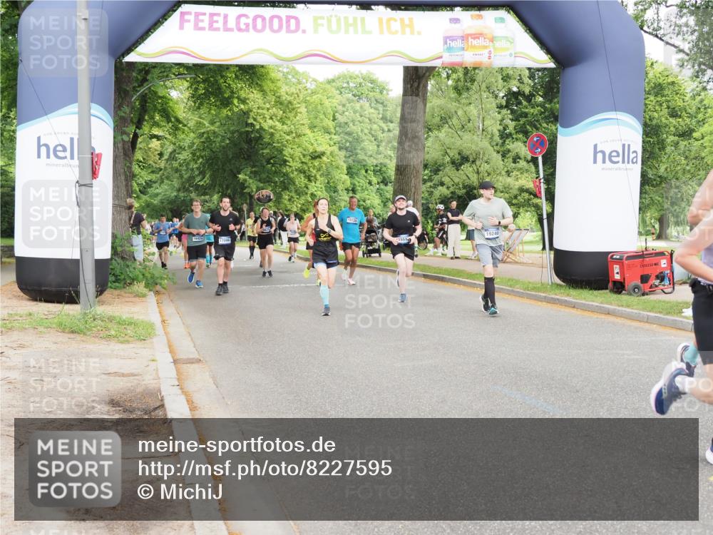29.06.2025 - hella hamburg halbmarathon MichiJ http://msf.ph/oto/8227595 29.06.2025 10:49:17 Zwischen KM18-KM19 1377, 1432, 5763, 7250, 8624, 11771, 15516, 16424, 18452, 19240 meine-sportfotos.de