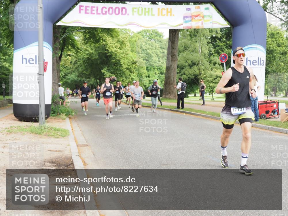29.06.2025 - hella hamburg halbmarathon MichiJ http://msf.ph/oto/8227634 29.06.2025 10:25:54 Zwischen KM18-KM19 2767, 5003, 9178, 13854, 14387, 17137, 18384 meine-sportfotos.de