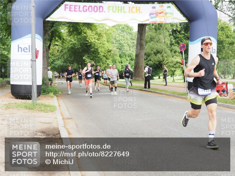 29.06.2025 - hella hamburg halbmarathon MichiJ http://msf.ph/oto/8227649 29.06.2025 10:25:54 Zwischen KM18-KM19 2767, 5003, 9178, 13854, 14387, 17137, 18384 meine-sportfotos.de