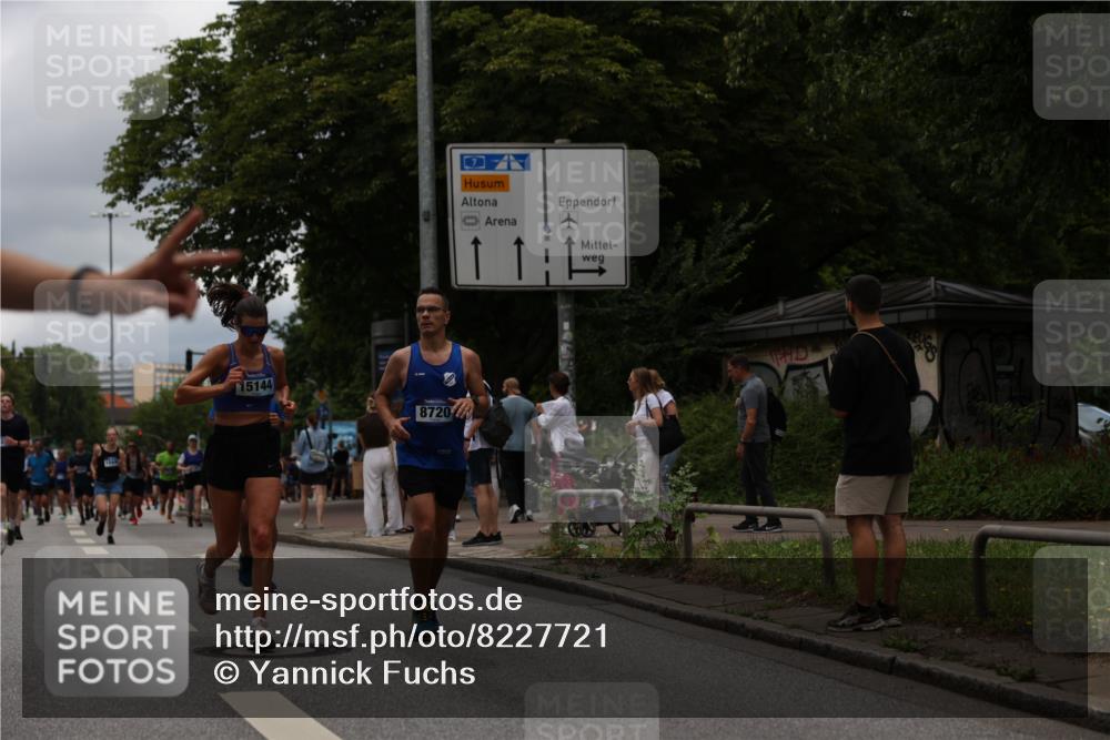 29.06.2025 - hella hamburg halbmarathon Yannick Fuchs http://msf.ph/oto/8227721 29.06.2025 10:46:35 20KM 1098, 1257, 1657, 2111, 2444, 2814, 3258, 3715, 3952, 4121, 4557, 4558, 4837, 5116, 5169, 5194, 5378, 5399, 6164, 6561, 6562, 7130, 7178, 7312, 7475, 7896, 8139, 8172, 8316, 8720, 8955, 8977, 9145, 10529, 10811, 11459, 12135, 12519, 13211, 13301, 13327, 14198, 14286, 14791, 15001, 15144, 15275, 15427, 15446, 15506, 15690, 16320, 16929, 17130, 17198, 17773, 18331 meine-sportfotos.de