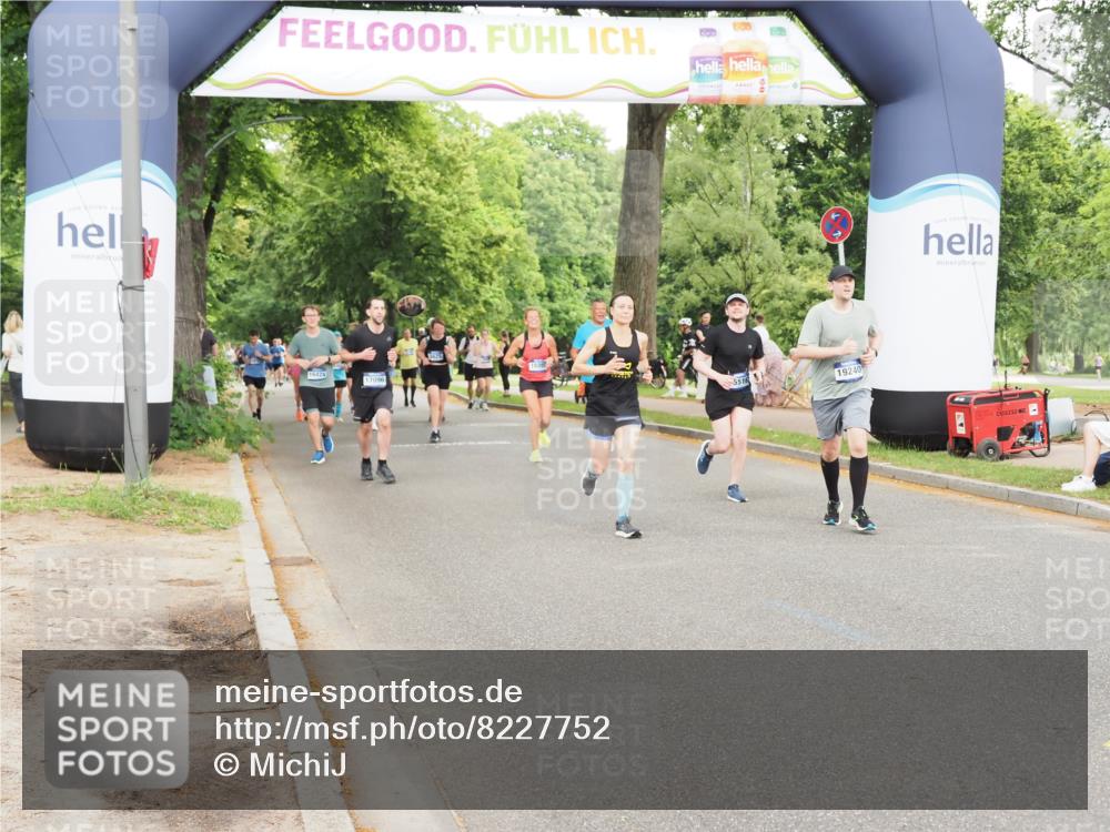 29.06.2025 - hella hamburg halbmarathon MichiJ http://msf.ph/oto/8227752 29.06.2025 10:49:18 Zwischen KM18-KM19 1377, 1432, 7250, 10128, 11771, 15516, 16424, 18355, 18452, 19240 meine-sportfotos.de