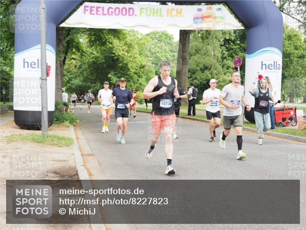 29.06.2025 - hella hamburg halbmarathon MichiJ http://msf.ph/oto/8227823 29.06.2025 10:25:57 Zwischen KM18-KM19 6095, 10738, 13854, 14387, 16523, 17137, 18159 meine-sportfotos.de