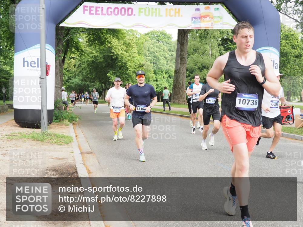 29.06.2025 - hella hamburg halbmarathon MichiJ http://msf.ph/oto/8227898 29.06.2025 10:25:58 Zwischen KM18-KM19 6095, 10738, 13854, 14387, 16523, 17137, 17723, 18159 meine-sportfotos.de