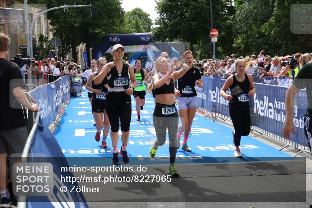 29.06.2025 - hella hamburg halbmarathon Zöllner http://msf.ph/oto/8227965 29.06.2025 11:29:43 Ziel 1740, 3728, 3752, 3753, 4154, 4993, 5437, 5965, 6034, 9133, 9598, 12230, 13057, 14041, 14808, 14918, 16115 meine-sportfotos.de