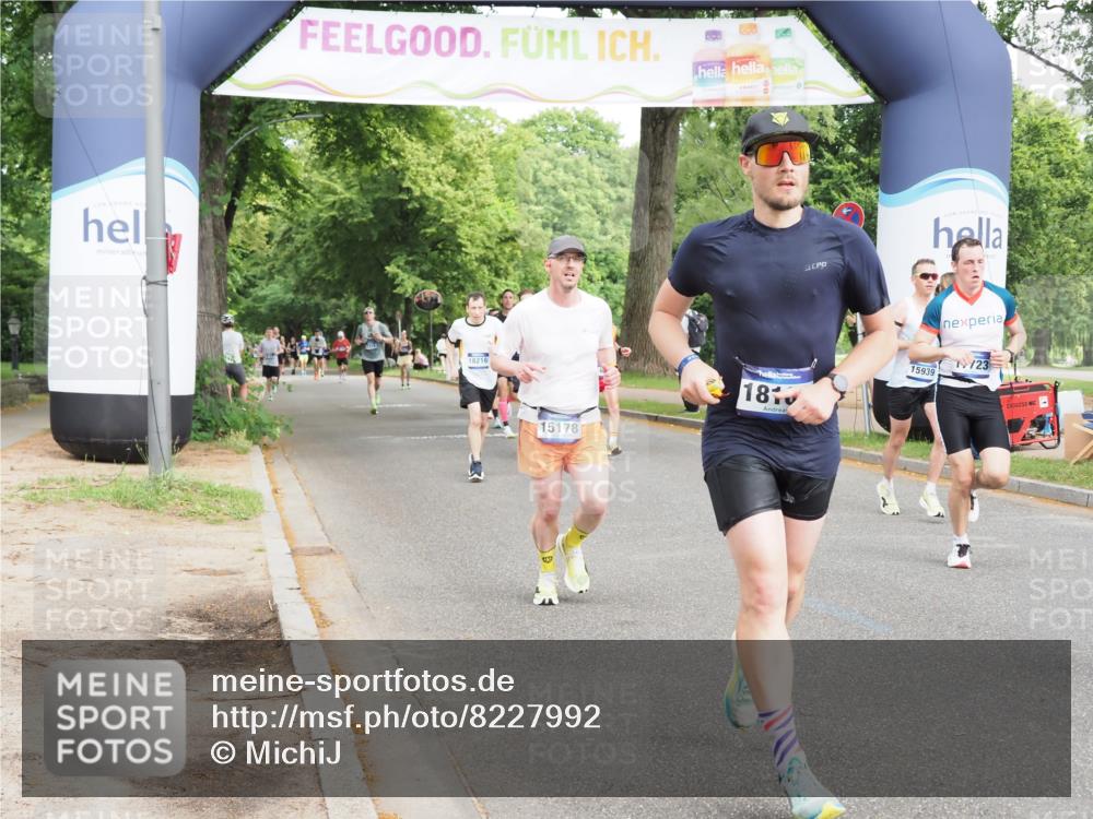 29.06.2025 - hella hamburg halbmarathon MichiJ http://msf.ph/oto/8227992 29.06.2025 10:26:00 Zwischen KM18-KM19 6095, 10738, 15178, 15939, 16523, 17137, 17192, 17723, 18103, 18159 meine-sportfotos.de