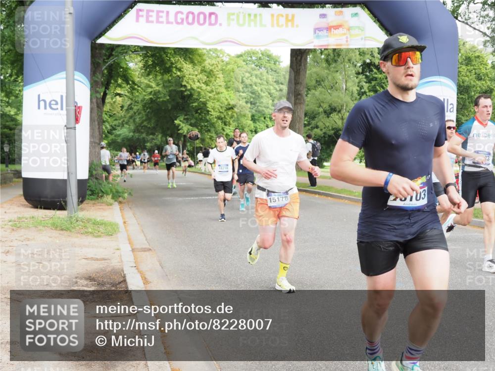 29.06.2025 - hella hamburg halbmarathon MichiJ http://msf.ph/oto/8228007 29.06.2025 10:26:00 Zwischen KM18-KM19 6095, 10738, 15178, 15939, 16523, 17137, 17192, 17723, 18103, 18159 meine-sportfotos.de