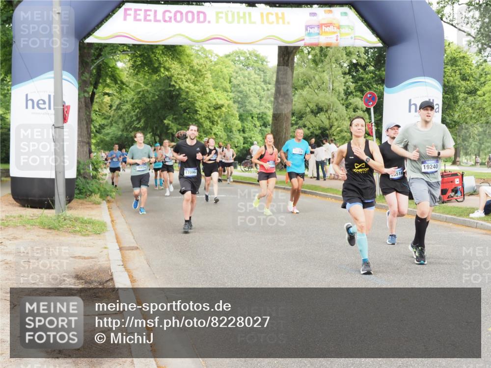 29.06.2025 - hella hamburg halbmarathon MichiJ http://msf.ph/oto/8228027 29.06.2025 10:49:19 Zwischen KM18-KM19 1377, 1432, 7250, 10128, 11771, 15516, 16424, 18355, 18452, 19240 meine-sportfotos.de