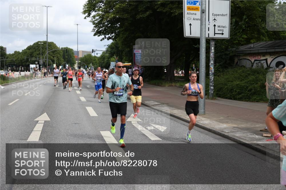 29.06.2025 - hella hamburg halbmarathon Yannick Fuchs http://msf.ph/oto/8228078 29.06.2025 10:33:36 20KM 1164, 1445, 1803, 2980, 3136, 3783, 4359, 6037, 6682, 6686, 6687, 8450, 8958, 9403, 10218, 11055, 11282, 11447, 11619, 12772, 13137, 13729, 13800, 14093, 14905, 15257, 15561, 15866, 15873, 15965, 16656, 16820, 17646, 18188, 18547, 18734, 19004, 19151 meine-sportfotos.de