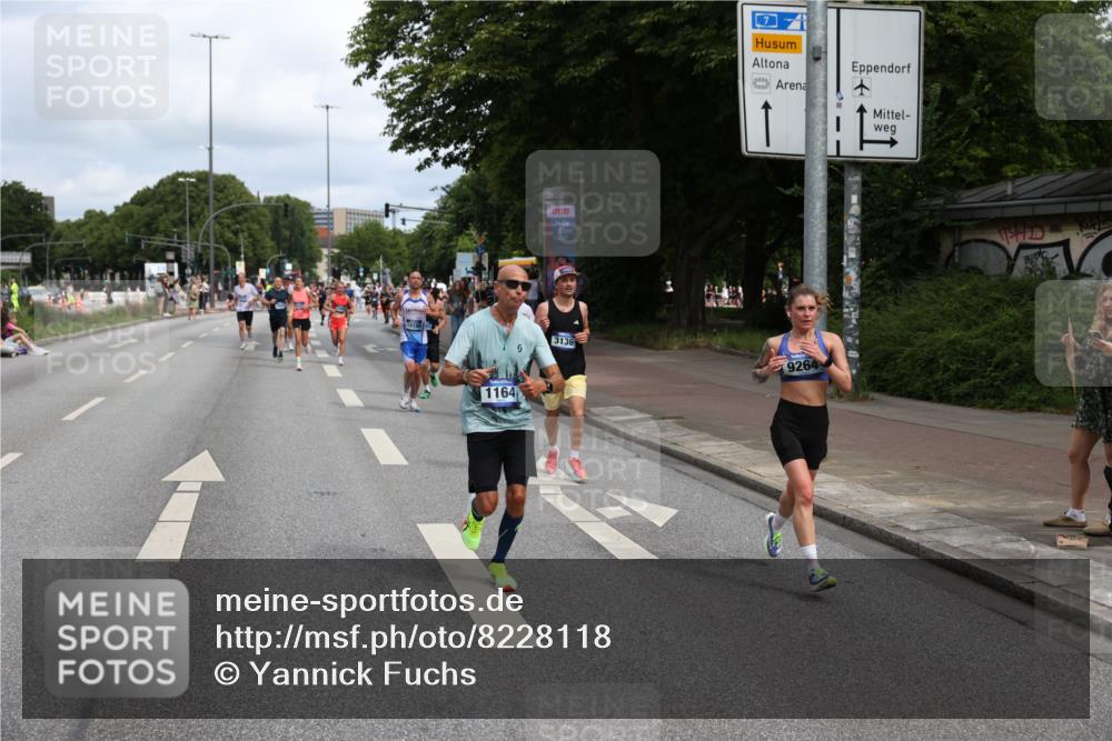 29.06.2025 - hella hamburg halbmarathon Yannick Fuchs http://msf.ph/oto/8228118 29.06.2025 10:33:36 20KM 1164, 1445, 1803, 2980, 3136, 3783, 4359, 6037, 6682, 6686, 6687, 8450, 8958, 9403, 10218, 11055, 11282, 11447, 11619, 12772, 13137, 13729, 13800, 14093, 14905, 15257, 15561, 15866, 15873, 15965, 16656, 16820, 17646, 18188, 18547, 18734, 19004, 19151 meine-sportfotos.de
