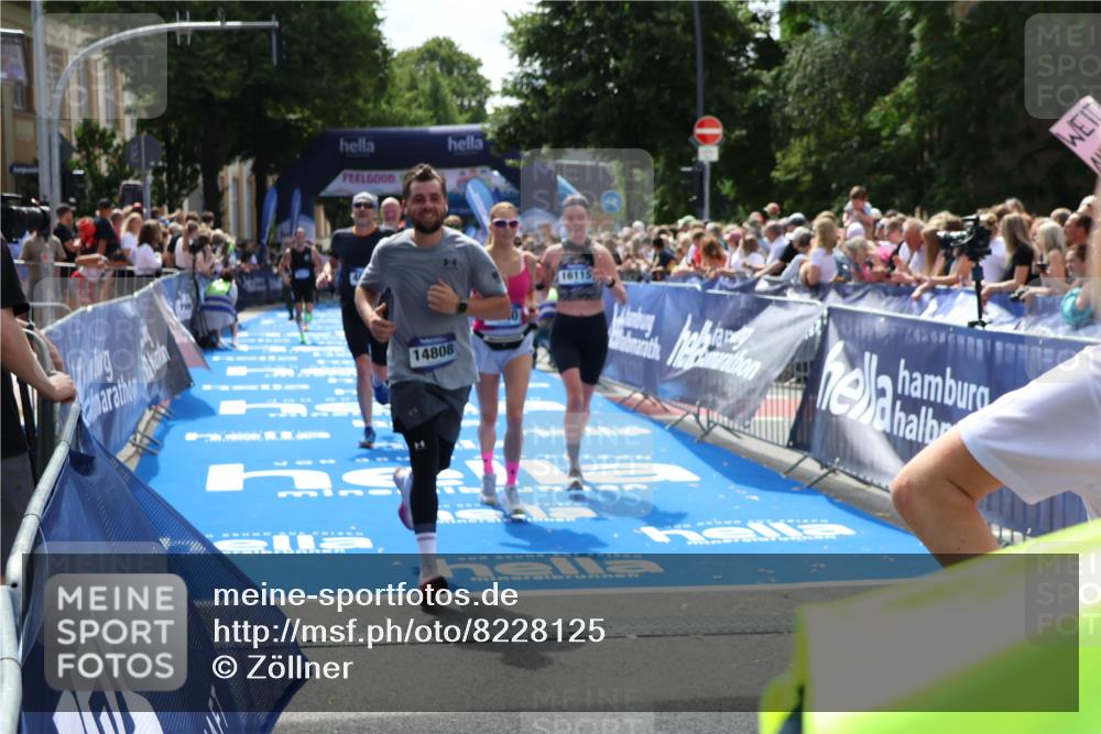 29.06.2025 - hella hamburg halbmarathon Zöllner http://msf.ph/oto/8228125 29.06.2025 11:29:48 Ziel 1740, 3421, 4154, 4993, 5437, 9598, 11168, 13842, 14808, 15224, 16115 meine-sportfotos.de