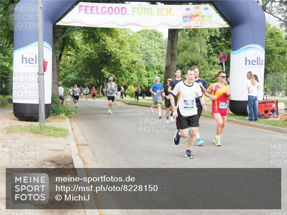 29.06.2025 - hella hamburg halbmarathon MichiJ http://msf.ph/oto/8228150 29.06.2025 10:26:02 Zwischen KM18-KM19 2404, 6095, 6529, 9914, 10680, 10738, 15178, 15939, 16523, 17192, 17723, 18103, 18159, 18216 meine-sportfotos.de