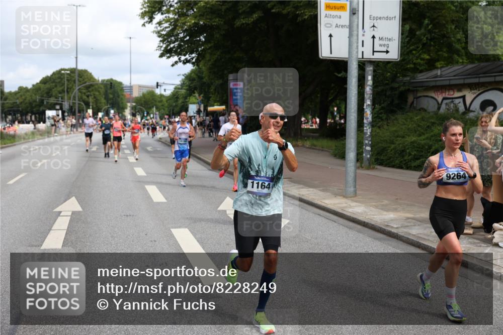 29.06.2025 - hella hamburg halbmarathon Yannick Fuchs http://msf.ph/oto/8228249 29.06.2025 10:33:36 20KM 1164, 1445, 1803, 2980, 3136, 3783, 4359, 6037, 6682, 6686, 6687, 8450, 8958, 9403, 10218, 11055, 11282, 11447, 11619, 12772, 13137, 13729, 13800, 14093, 14905, 15257, 15561, 15866, 15873, 15965, 16656, 16820, 17646, 18188, 18547, 18734, 19004, 19151 meine-sportfotos.de