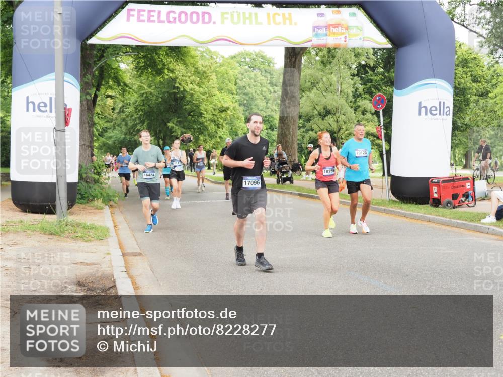 29.06.2025 - hella hamburg halbmarathon MichiJ http://msf.ph/oto/8228277 29.06.2025 10:49:20 Zwischen KM18-KM19 1377, 1432, 3625, 10128, 11771, 15516, 16424, 17096, 18355, 18452, 19240 meine-sportfotos.de