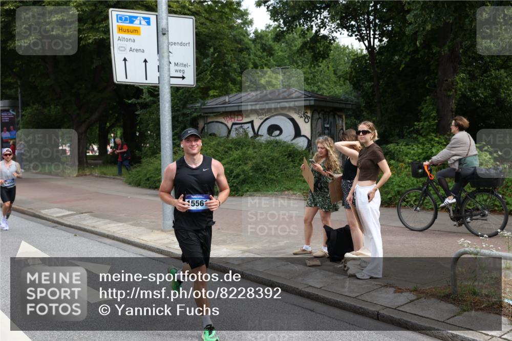 29.06.2025 - hella hamburg halbmarathon Yannick Fuchs http://msf.ph/oto/8228392 29.06.2025 10:33:40 20KM 1164, 1445, 1803, 2980, 3136, 3282, 3783, 4359, 6037, 6682, 6686, 6687, 8450, 8958, 9403, 11055, 11447, 11619, 12772, 13137, 13729, 13800, 14093, 14311, 15013, 15257, 15556, 15561, 15866, 15873, 15965, 16656, 16820, 17646, 18188, 18547, 18734, 19151 meine-sportfotos.de