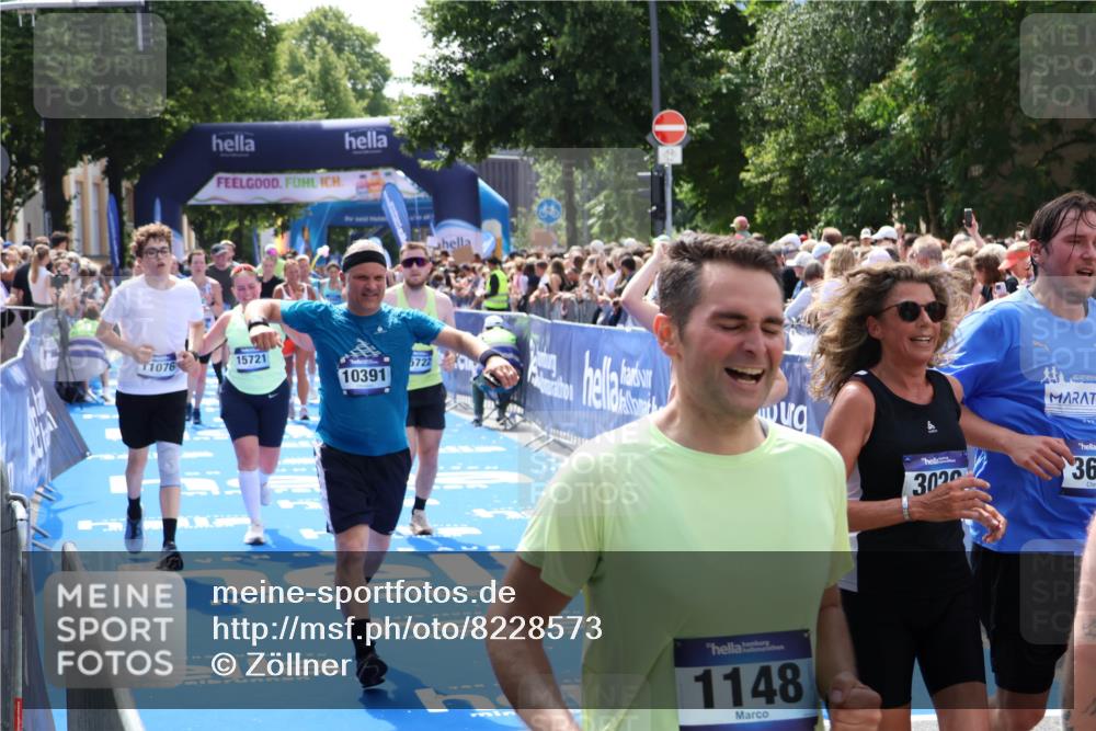 29.06.2025 - hella hamburg halbmarathon Zöllner http://msf.ph/oto/8228573 29.06.2025 11:30:25 Ziel 3600, 4111, 5783, 5806, 8031, 8221, 9183, 9188, 10391, 11076, 11111, 14644, 14649, 14788, 14888, 15155, 15721, 15722, 15983, 17714, 18883 meine-sportfotos.de