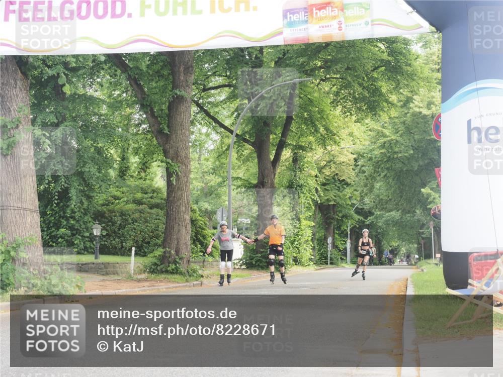 29.06.2025 - hella hamburg halbmarathon KatJ http://msf.ph/oto/8228671 29.06.2025 09:41:56 Zwischen KM18-KM19  meine-sportfotos.de
