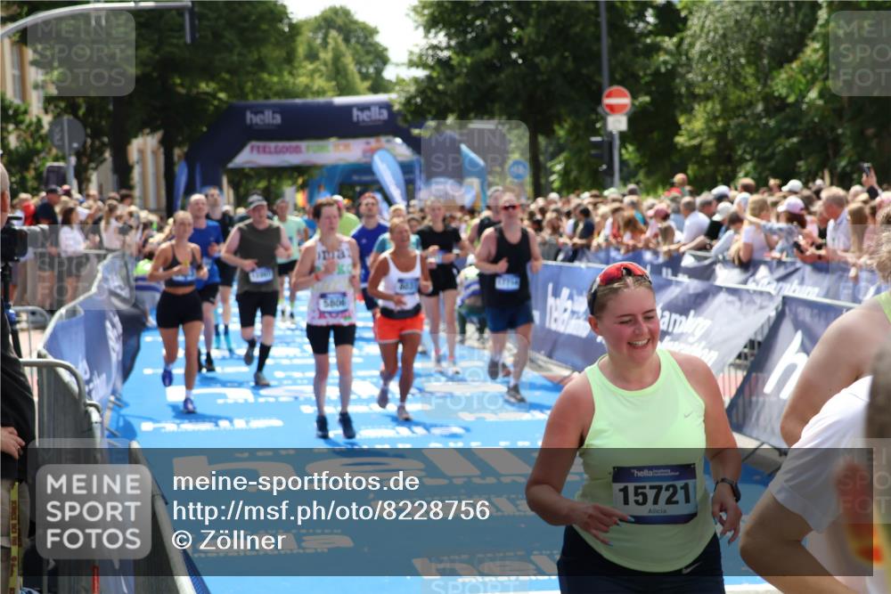 29.06.2025 - hella hamburg halbmarathon Zöllner http://msf.ph/oto/8228756 29.06.2025 11:30:28 Ziel 5783, 5806, 6444, 6570, 8031, 8221, 8855, 9183, 9188, 11111, 14644, 14649, 14788, 14888, 15155, 15983, 17714, 18883 meine-sportfotos.de