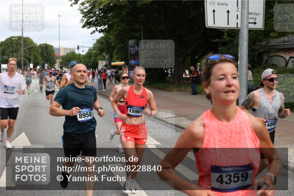 29.06.2025 - hella hamburg halbmarathon Yannick Fuchs http://msf.ph/oto/8228840 29.06.2025 10:33:42 20KM 1164, 1445, 1803, 2980, 3136, 3282, 3783, 4359, 6037, 6682, 6686, 6687, 8450, 8958, 11055, 11447, 11619, 12772, 13137, 13729, 13800, 14093, 14311, 15013, 15257, 15556, 15561, 15866, 15873, 15965, 16656, 16820, 18149, 18188, 18547, 18734 meine-sportfotos.de
