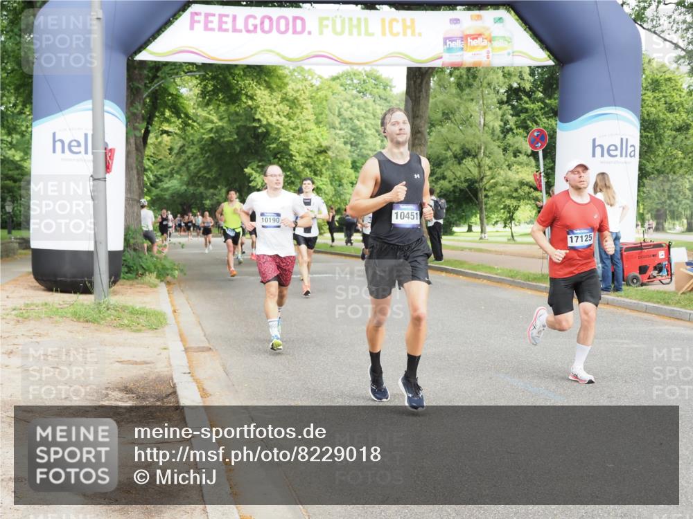 29.06.2025 - hella hamburg halbmarathon MichiJ http://msf.ph/oto/8229018 29.06.2025 10:26:12 Zwischen KM18-KM19 6047, 6123, 7310, 10451, 13148, 17125 meine-sportfotos.de
