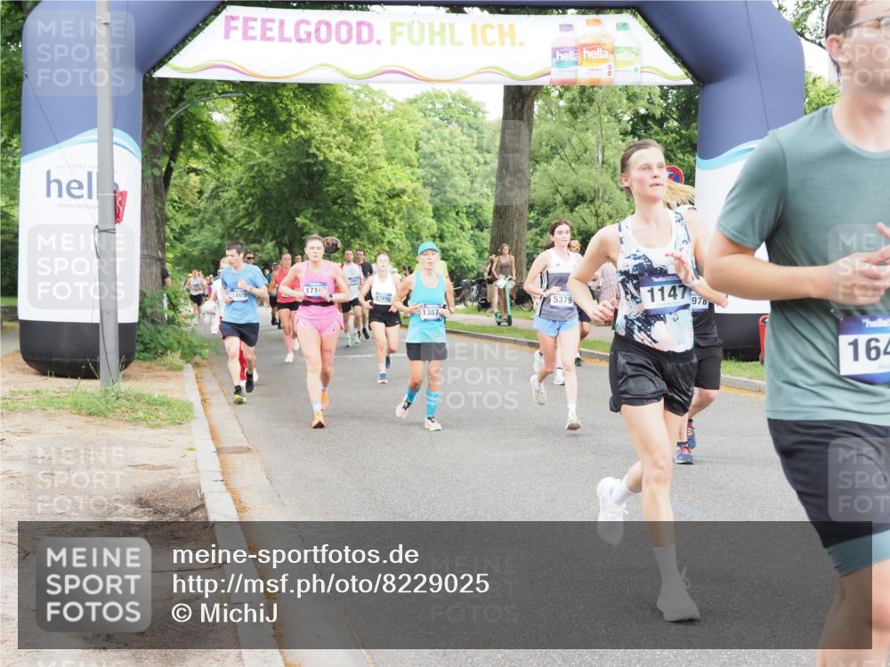 29.06.2025 - hella hamburg halbmarathon MichiJ http://msf.ph/oto/8229025 29.06.2025 10:49:24 Zwischen KM18-KM19 1147, 3625, 5058, 5379, 10128, 12978, 13874, 15516, 16424, 17096, 17119, 18355, 19240 meine-sportfotos.de