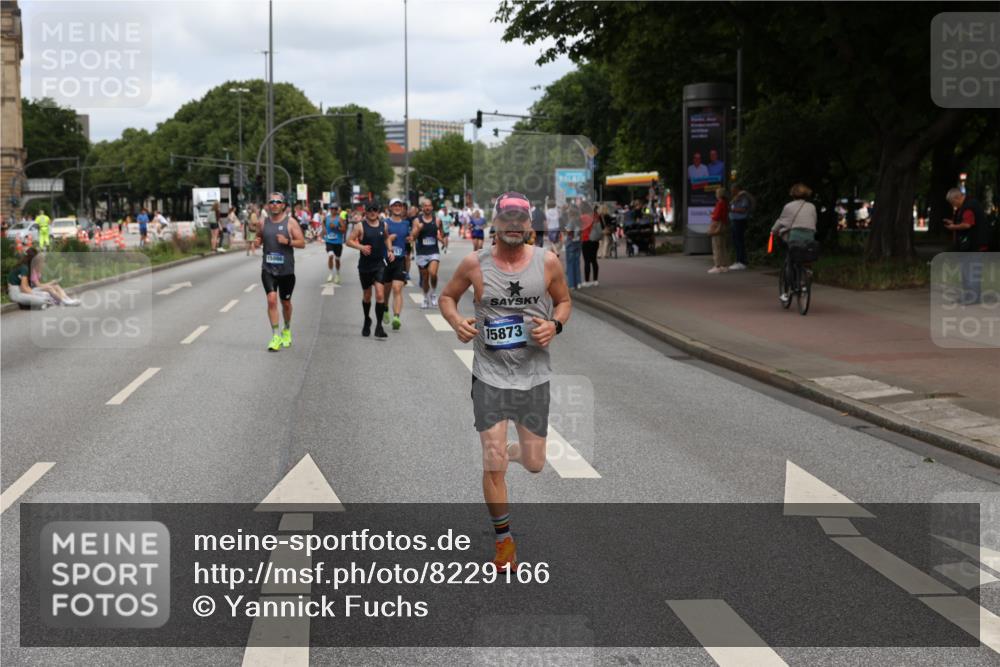 29.06.2025 - hella hamburg halbmarathon Yannick Fuchs http://msf.ph/oto/8229166 29.06.2025 10:33:45 20KM 1164, 1343, 1445, 1803, 2525, 3136, 3282, 3783, 4359, 4759, 6037, 6686, 6687, 8450, 8958, 11447, 11619, 12772, 13137, 13729, 14093, 14311, 15013, 15257, 15556, 15561, 15866, 15873, 15965, 16656, 16820, 18149, 18188, 18547, 18734 meine-sportfotos.de