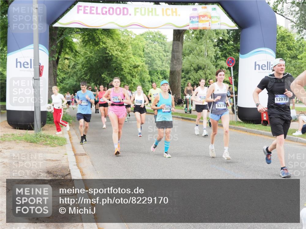 29.06.2025 - hella hamburg halbmarathon MichiJ http://msf.ph/oto/8229170 29.06.2025 10:49:25 Zwischen KM18-KM19 1147, 3625, 5058, 5379, 10128, 12978, 13874, 14970, 15516, 16424, 17096, 17119, 17890, 18355 meine-sportfotos.de