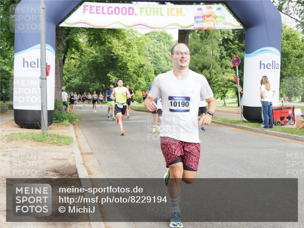 29.06.2025 - hella hamburg halbmarathon MichiJ http://msf.ph/oto/8229194 29.06.2025 10:26:14 Zwischen KM18-KM19 6047, 6123, 10190, 10451, 13148, 17125 meine-sportfotos.de