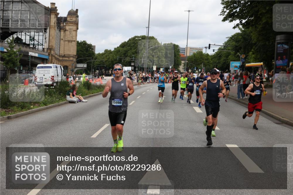 29.06.2025 - hella hamburg halbmarathon Yannick Fuchs http://msf.ph/oto/8229286 29.06.2025 10:33:47 20KM 1343, 1445, 1803, 2525, 3282, 3783, 4359, 4759, 6037, 6686, 6687, 8450, 8958, 9265, 11305, 11447, 11619, 12772, 13137, 13729, 14093, 14311, 14359, 15013, 15257, 15556, 15561, 15866, 15873, 15965, 16656, 16820, 17005, 17215, 17360, 18149, 18188, 18285, 18547, 18734 meine-sportfotos.de