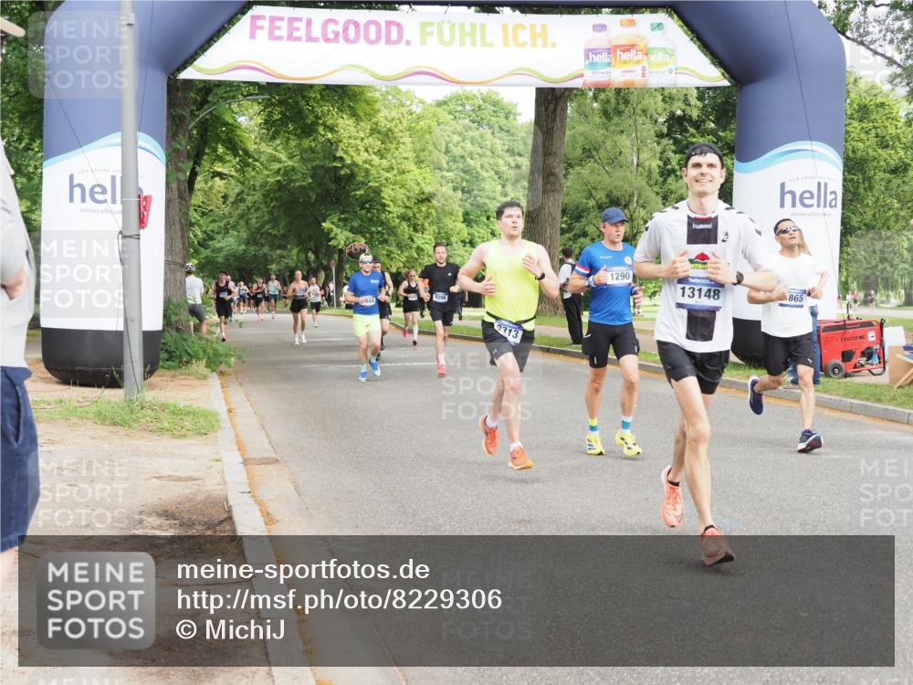 29.06.2025 - hella hamburg halbmarathon MichiJ http://msf.ph/oto/8229306 29.06.2025 10:26:15 Zwischen KM18-KM19 1290, 4865, 6047, 6123, 9313, 9944, 10190, 10451, 13148, 17125 meine-sportfotos.de