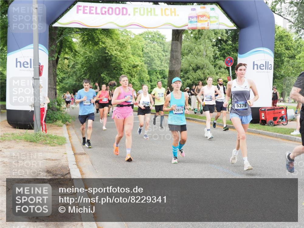 29.06.2025 - hella hamburg halbmarathon MichiJ http://msf.ph/oto/8229341 29.06.2025 10:49:25 Zwischen KM18-KM19 1147, 3625, 5058, 5379, 10128, 12978, 13874, 14970, 15516, 16424, 17096, 17119, 17890, 18355 meine-sportfotos.de