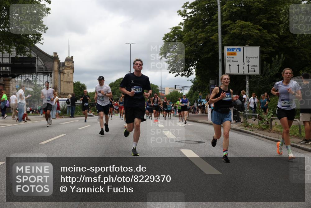 29.06.2025 - hella hamburg halbmarathon Yannick Fuchs http://msf.ph/oto/8229370 29.06.2025 10:46:41 20KM 1098, 1257, 1482, 1657, 2111, 2444, 2814, 3258, 3399, 3715, 3952, 4121, 4557, 4558, 4726, 5116, 5169, 5194, 5378, 6164, 6561, 6562, 6897, 7178, 7232, 7383, 7475, 7896, 8172, 8316, 8587, 8720, 8955, 10529, 10811, 11459, 12135, 12482, 12519, 13211, 13301, 14198, 14286, 14791, 14805, 15144, 15446, 15690, 16320, 16929, 17130, 17198, 17710, 17773, 18331 meine-sportfotos.de