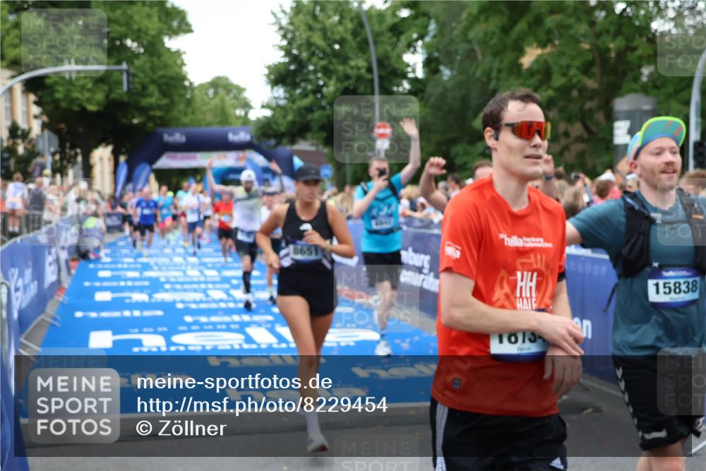 29.06.2025 - hella hamburg halbmarathon Zöllner http://msf.ph/oto/8229454 29.06.2025 10:53:31 Ziel 1061, 1499, 1727, 2070, 5866, 6198, 6629, 6942, 8651, 11068, 12909, 13912, 13997, 15497, 17710, 18450 meine-sportfotos.de