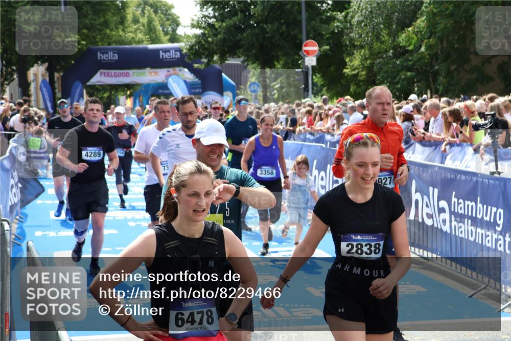 29.06.2025 - hella hamburg halbmarathon Zöllner http://msf.ph/oto/8229466 29.06.2025 11:30:45 Ziel 1395, 3358, 3430, 4289, 5147, 5406, 6478, 6999, 8717, 9694, 9701, 9927, 10924, 14338, 14610, 14611, 16558, 17312, 17344, 18158, 18766 meine-sportfotos.de