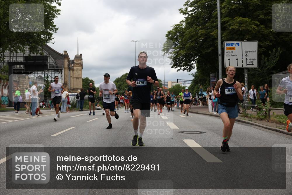 29.06.2025 - hella hamburg halbmarathon Yannick Fuchs http://msf.ph/oto/8229491 29.06.2025 10:46:41 20KM 1098, 1257, 1482, 1657, 2111, 2444, 2814, 3258, 3399, 3715, 3952, 4121, 4557, 4558, 4726, 5116, 5169, 5194, 5378, 6164, 6561, 6562, 6897, 7178, 7232, 7383, 7475, 7896, 8172, 8316, 8587, 8720, 8955, 10529, 10811, 11459, 12135, 12482, 12519, 13211, 13301, 14198, 14286, 14791, 14805, 15144, 15446, 15690, 16320, 16929, 17130, 17198, 17710, 17773, 18331 meine-sportfotos.de