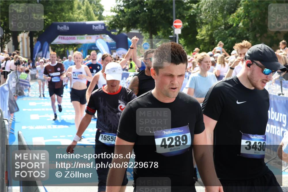 29.06.2025 - hella hamburg halbmarathon Zöllner http://msf.ph/oto/8229678 29.06.2025 11:30:51 Ziel 1305, 1395, 9342, 9694, 9701, 10924, 14338, 14610, 14611, 17186, 17696, 18766, 18927 meine-sportfotos.de