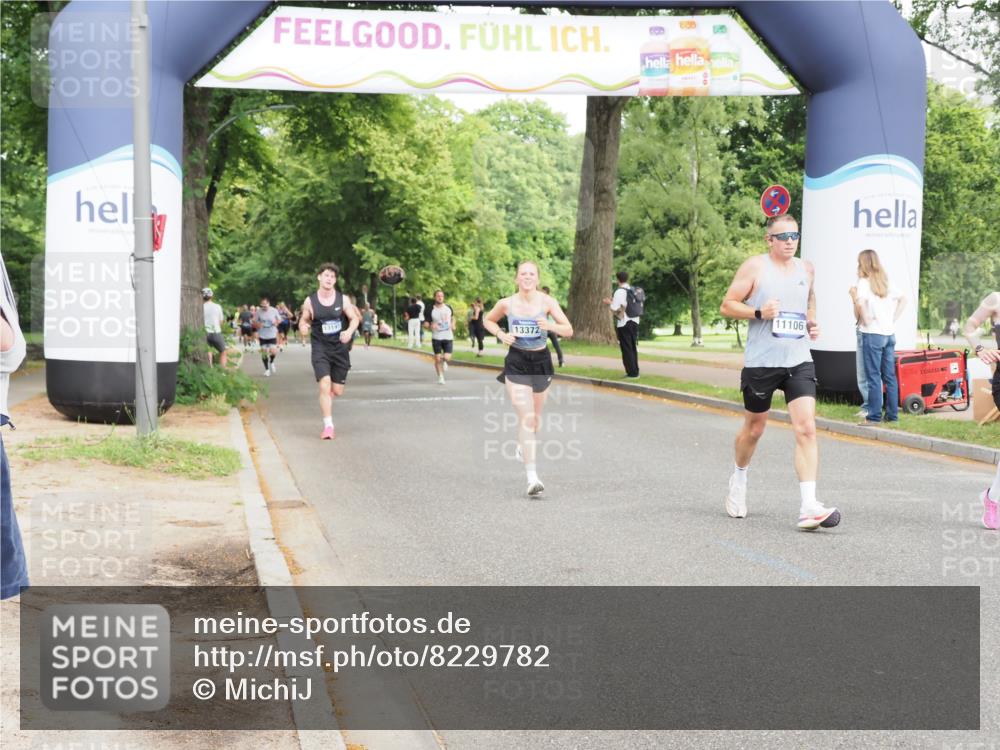 29.06.2025 - hella hamburg halbmarathon MichiJ http://msf.ph/oto/8229782 29.06.2025 10:26:20 Zwischen KM18-KM19 1290, 4865, 9296, 9313, 9944, 10190, 11106, 13148, 13372, 14691, 15410 meine-sportfotos.de